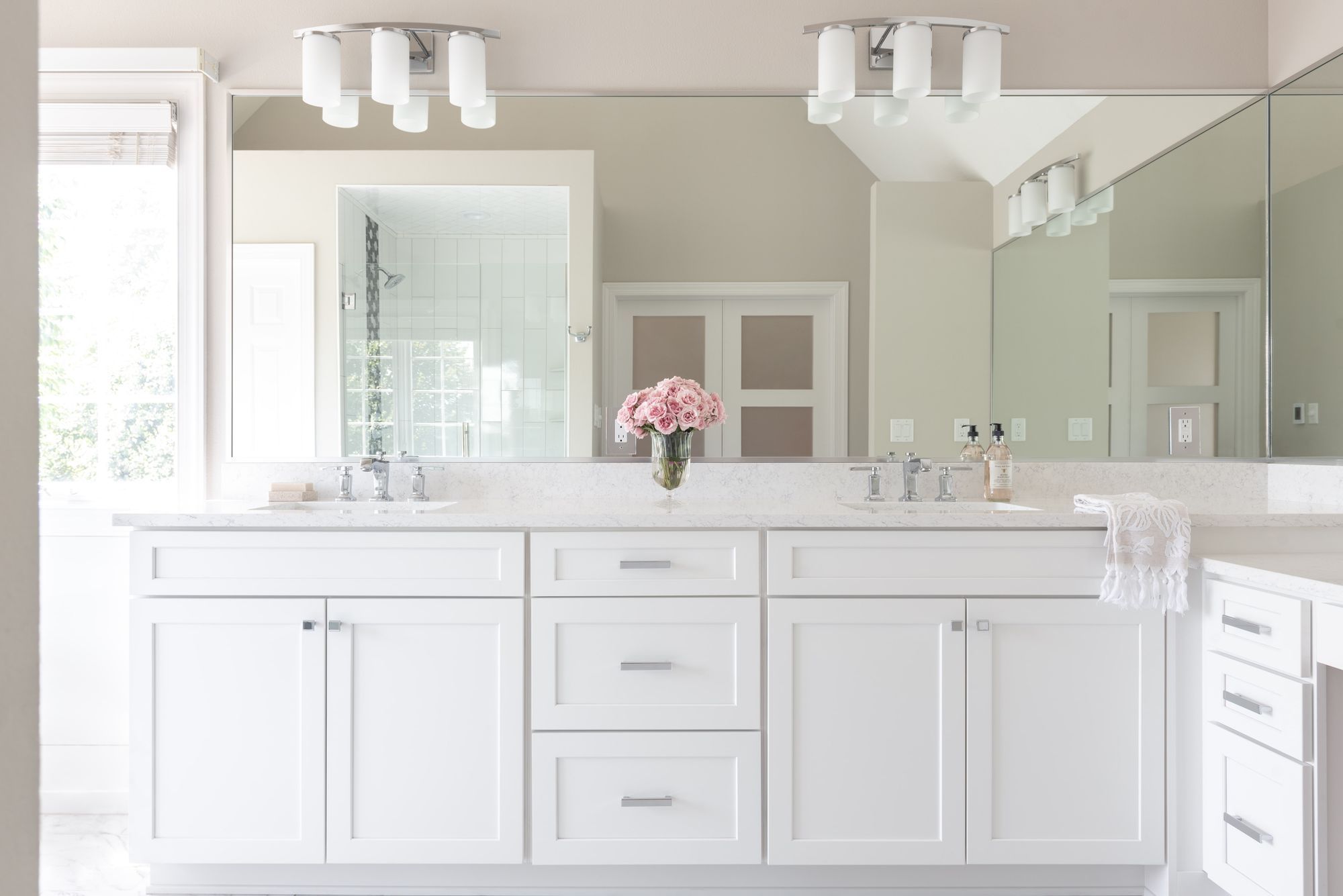 Indunil | Luxury West Des Moines Bath Remodel