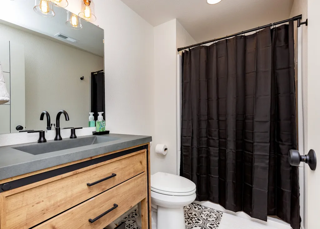 Josh + Kathy | Ankeny Modern Basement Makeover