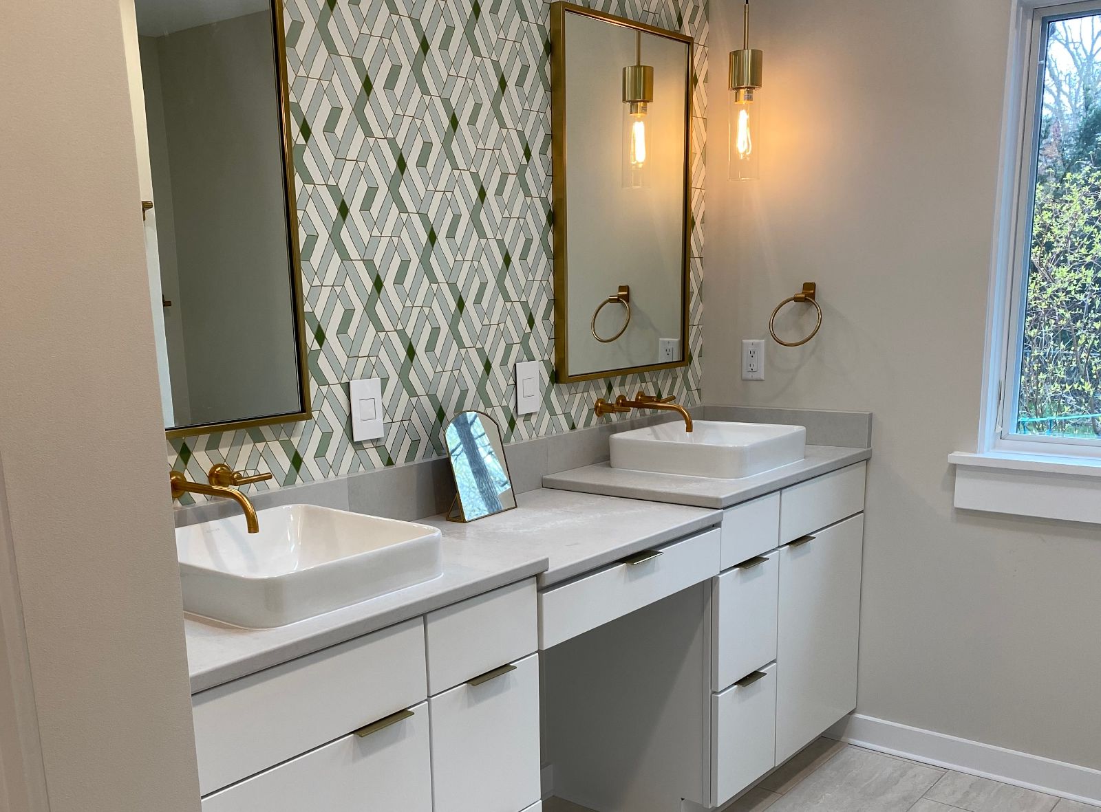 Julia + Kelly | Beaverdale Primary Bathroom Addition